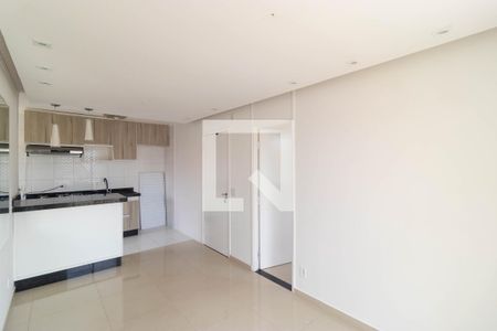 Salas de apartamento para alugar com 3 quartos, 53m² em Vila Marieta, Campinas