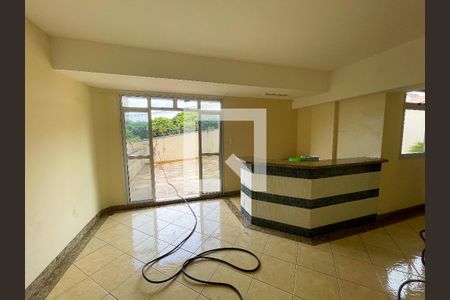 Apartamento à venda com 240m², 4 quartos e 6 vagas Apartamento à venda com 240m², 4 quartos e 6 vagasÁrea comum - Salão de festas