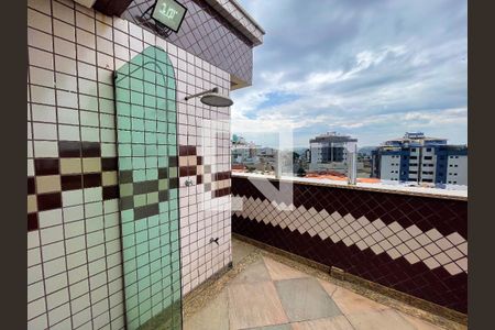 Apartamento à venda com 240m², 4 quartos e 6 vagas Apartamento à venda com 240m², 4 quartos e 6 vagasTerraço