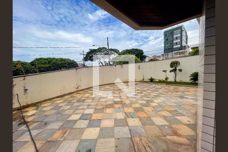 Apartamento à venda com 240m², 4 quartos e 6 vagas Apartamento à venda com 240m², 4 quartos e 6 vagasÁrea comum - Salão de festas