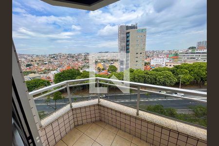 Apartamento à venda com 240m², 4 quartos e 6 vagas Apartamento à venda com 240m², 4 quartos e 6 vagasVaranda da Sala 2