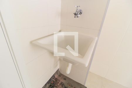 Sala/Cozinha de apartamento à venda com 2 quartos, 33m² em Itaquera, São Paulo