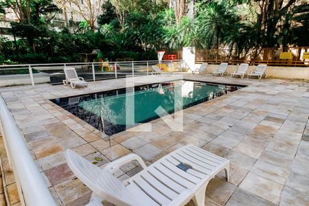 Apartamento para alugar com 68m², 3 quartos e 2 vagas Apartamento para alugar com 68m², 3 quartos e 2 vagasÁrea comum - Piscina