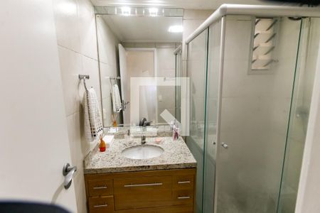Apartamento para alugar com 68m², 3 quartos e 2 vagas Apartamento para alugar com 68m², 3 quartos e 2 vagasBanheiro