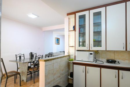 Casa à venda com 100m², 3 quartos e 2 vagas Casa à venda com 100m², 3 quartos e 2 vagasCozinha