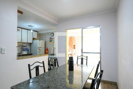 Casa à venda com 100m², 3 quartos e 2 vagas Casa à venda com 100m², 3 quartos e 2 vagasCozinha