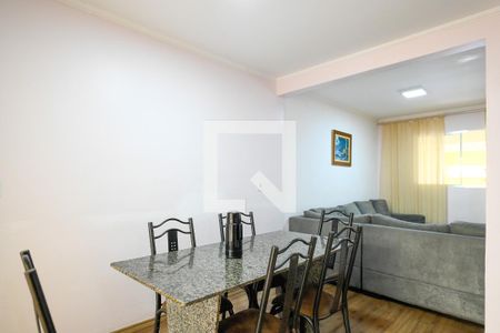 Casa à venda com 100m², 3 quartos e 2 vagas Casa à venda com 100m², 3 quartos e 2 vagasCozinha