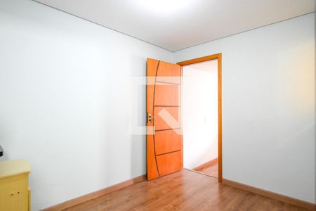 Casa à venda com 100m², 3 quartos e 2 vagas Casa à venda com 100m², 3 quartos e 2 vagasCloset da suíte