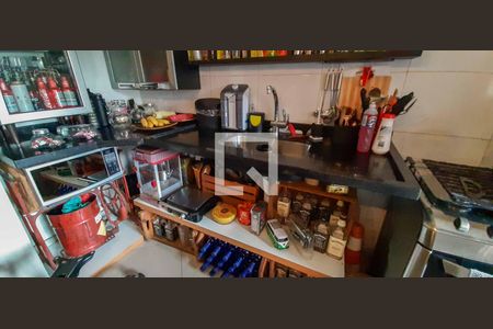 Apartamento à venda com 60m², 2 quartos e 2 vagasCozinha