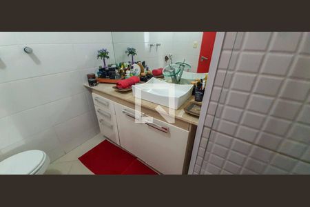 Apartamento à venda com 60m², 2 quartos e 2 vagasBanheiro