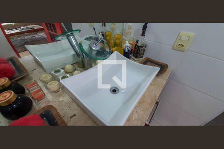 Apartamento à venda com 60m², 2 quartos e 2 vagasBanheiro