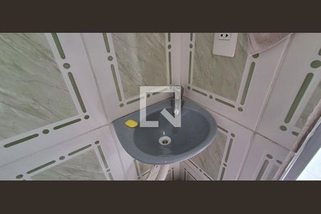 Casa à venda com 240m², 3 quartos e 4 vagasBanheiro