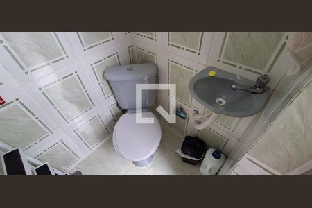 Casa à venda com 240m², 3 quartos e 4 vagasBanheiro