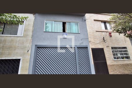 Casa à venda com 240m², 3 quartos e 4 vagasFachada