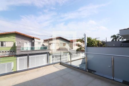 Casa à venda com 198m², 3 quartos e 3 vagasSuíte 3 Sacada 