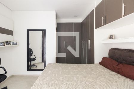 Casa à venda com 130m², 3 quartos e 3 vagasSuíte