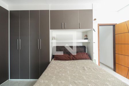 Casa à venda com 130m², 3 quartos e 3 vagasSuíte