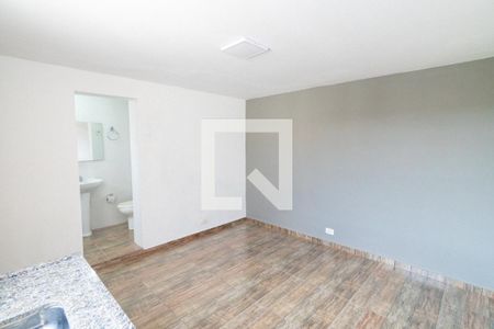 Kitnet de casa para alugar com 2 quartos, 42m² em Parque Jabaquara, São Paulo