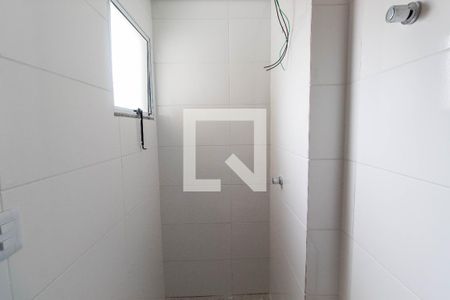 Apartamento para alugar com 70m², 2 quartos e sem vagaBanheiro da Suíte