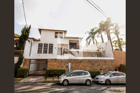 Casa à venda com 400m², 5 quartos e 4 vagasfachada