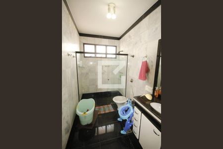 Casa à venda com 400m², 5 quartos e 4 vagasbanheiro 2