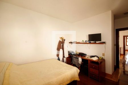 Casa à venda com 400m², 5 quartos e 4 vagasquarto 1