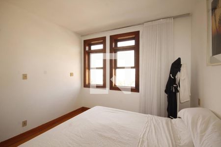 Casa à venda com 400m², 5 quartos e 4 vagasquarto 4