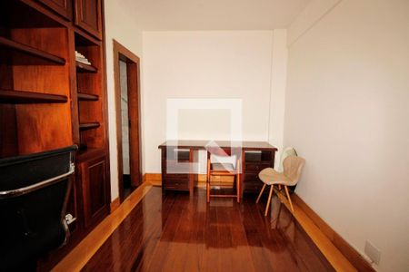 Casa à venda com 400m², 5 quartos e 4 vagasquarto 5