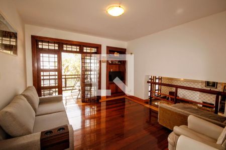 Casa à venda com 400m², 5 quartos e 4 vagassala 2