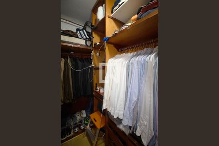Apartamento para alugar com 198m², 4 quartos e 3 vagasCloset da suíte