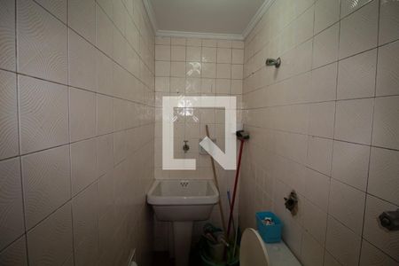 Apartamento para alugar com 198m², 4 quartos e 3 vagasBanheiro de Serviço