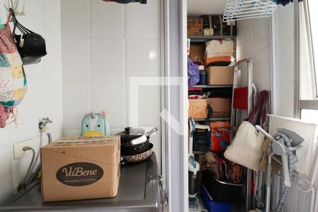Apartamento à venda com 70m², 2 quartos e 1 vagaCozinha e Área de Serviço