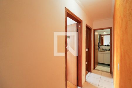 Apartamento à venda com 70m², 2 quartos e 1 vagaCorredor