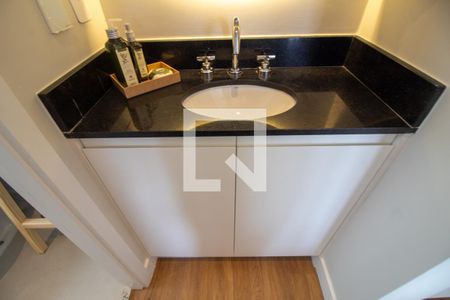 Banheiro de apartamento à venda com 1 quarto, 31m² em Jardim das Acacias, São Paulo