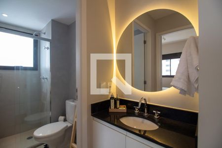 Banheiro de apartamento à venda com 1 quarto, 31m² em Jardim das Acacias, São Paulo