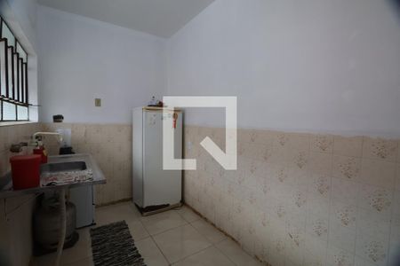 Casa à venda com 100m², 3 quartos e 1 vagaÁrea de Serviço