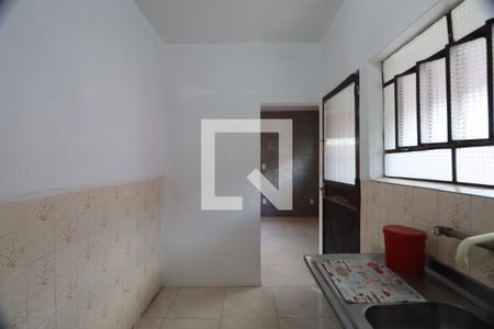 Casa à venda com 100m², 3 quartos e 1 vagaÁrea de Serviço