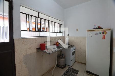Casa à venda com 100m², 3 quartos e 1 vagaÁrea de Serviço