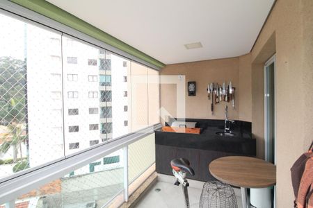 Apartamento à venda com 198m², 3 quartos e 6 vagasVaranda