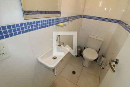 Apartamento à venda com 198m², 3 quartos e 6 vagasBanheiro 2