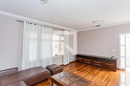 Sala de casa para alugar com 3 quartos, 161m² em Vila Fiat Lux, São Paulo