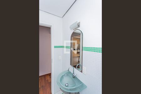 Lavabo de casa para alugar com 3 quartos, 161m² em Vila Fiat Lux, São Paulo