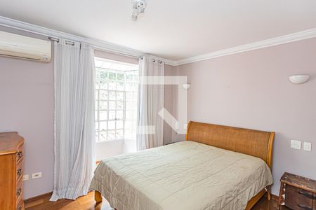 Casa para alugar com 161m², 3 quartos e 3 vagasSuite