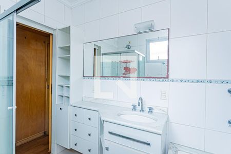 Casa para alugar com 161m², 3 quartos e 3 vagasBanheiro suite