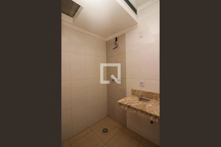 Casa à venda com 117m², 3 quartos e 2 vagasBanheiro Social