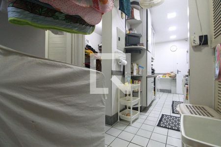 Apartamento à venda com 154m², 3 quartos e 1 vagaÁrea de serviço