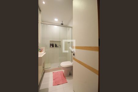 Apartamento à venda com 154m², 3 quartos e 1 vagaBanheiro da suíte