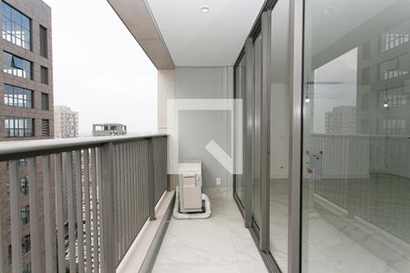 Studio para alugar com 60m², 1 quarto e 2 vagas Studio para alugar com 60m², 1 quarto e 2 vagasVaranda