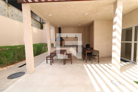 Apartamento para alugar com 37m², 2 quartos e sem vagaÁrea comum - Churrasqueira
