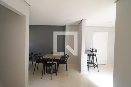 Apartamento para alugar com 37m², 2 quartos e sem vagaÁrea comum - Salão de festas